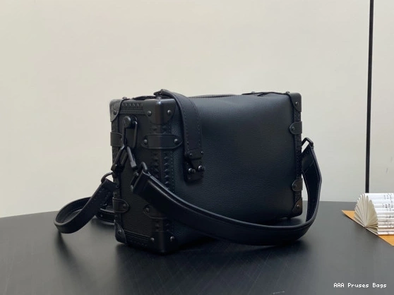 AAA Replica Ru LOUIS Side Trunk VUITTON PM-21*14*6CM 0819